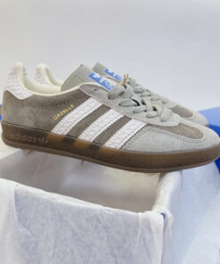 giay adidas gazelle indoor grey wolf mau xam 9