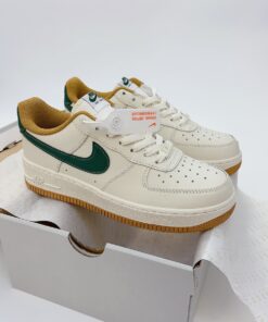 giay sneaker nike air Force 1 cream white beige green gum 3