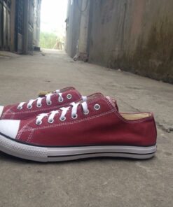 Converse classic đỏ mận thấp cổ