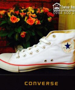 Giày Converse Classic trắng cao cổ