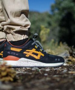 ASICS GEL-Tyle III – BLACK – TAN – BROWN