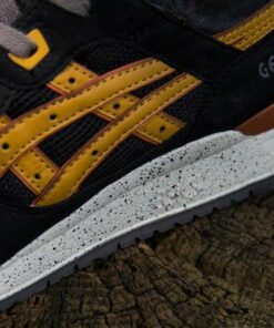 ASICS GEL-Tyle III – BLACK – TAN – BROWN