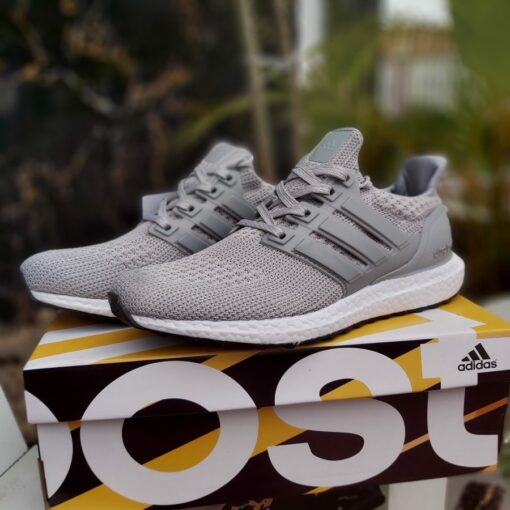 Giày thể thao Ultra Boost 4.0 Grey Three