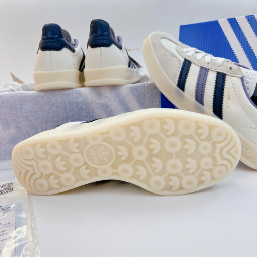 adidas originals gazelle indoor white 5