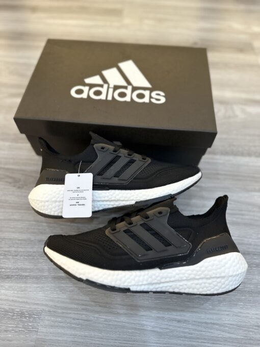 adidas ultra boost 22 core black 1