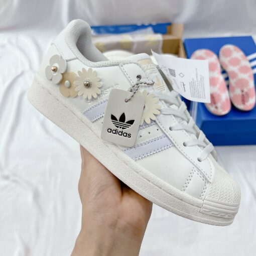 giay adidas superstar white tint gx2172 1