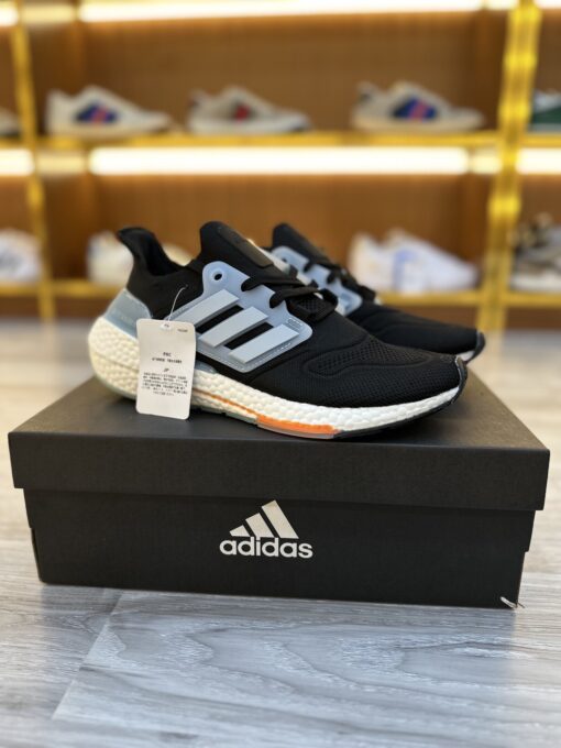 giay adidas ultra boost 22 core black magic grey 2