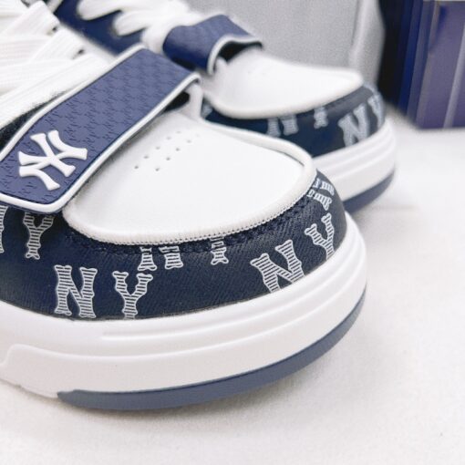 giay mlb chunky liner mid classic monogram new york yankees black like aut h