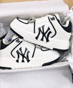 giay mlb chunky liner mid new york yankees black 1