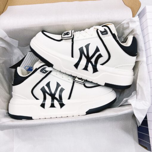 giay mlb chunky liner mid new york yankees black 1