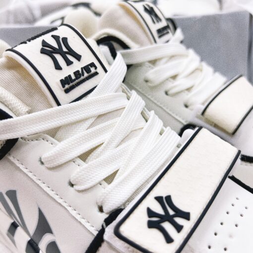 giay mlb chunky liner mid new york yankees black 3