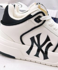 giay mlb chunky liner mid new york yankees black 4