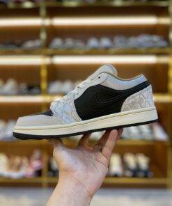 giay nike Jordan 1 low beaded swoosh 4 scaled