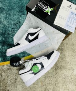 Giày Nike Jordan 1 Low Panda Trắng đen Rep 1:1