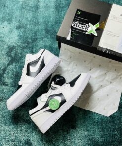 Giày Nike Jordan 1 Low Panda Trắng đen Rep 1:1