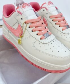 giay nike aF1 louis vuitton white pink silver lv 1 Copy