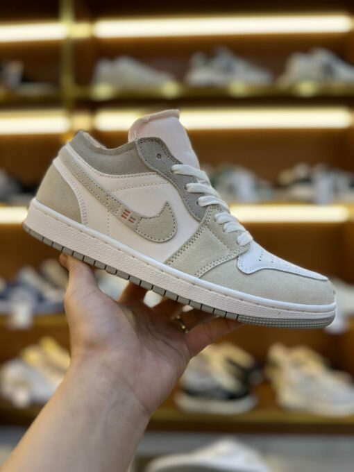 giay nike air Jordan 1 low inside out 3 scaled