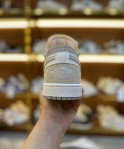 giay nike air Jordan 1 low inside out 6 scaled