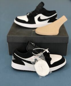 Giày Jordan Cổ Thấp Sneaker Panda trắng đen 4 Giày Nike Air Jordan 1 Low Panda Cổ Thấp Rep 1:1