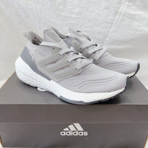 giay sneaker adidas nu ultraboost 22 J grey two 1