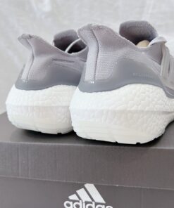 giay sneaker adidas nu ultraboost 22 J grey two 5