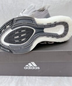 giay sneaker adidas nu ultraboost 22 J grey two 6