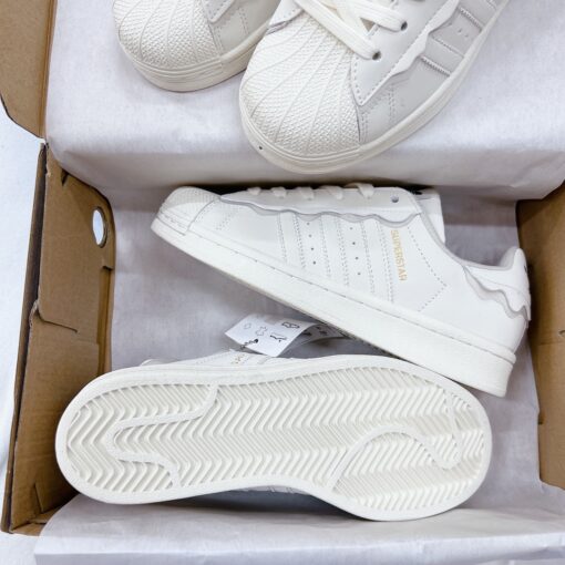 giay sneaker adidas superstar mau trang 7