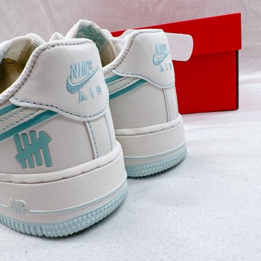 giay sneaker nike air Force 1 trang xanh 4