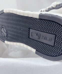 Giày MLB Chunky Liner Piano Black New York Yankees Like Auth 6 mlb chunky liner piano black new york yankees 5