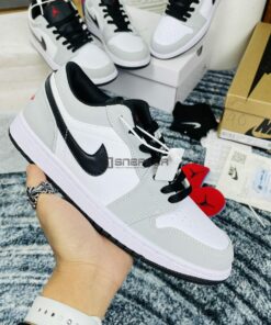 Nike Air Jordan 1 Low Light Smoke Grey REP 1:1 MẶT BÊN ĐÔI GIÀY