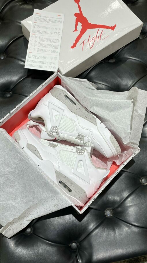 Hộp giày Nike Air Jordan 4 Retro Pure Money Logo Hàng Like Auth