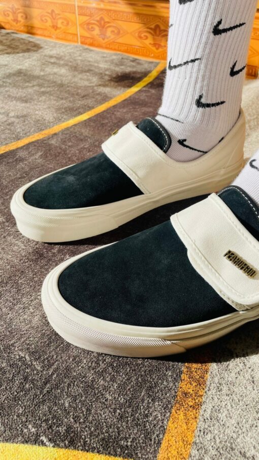 vans x Fear of god mau den trang like auth 8 scaled